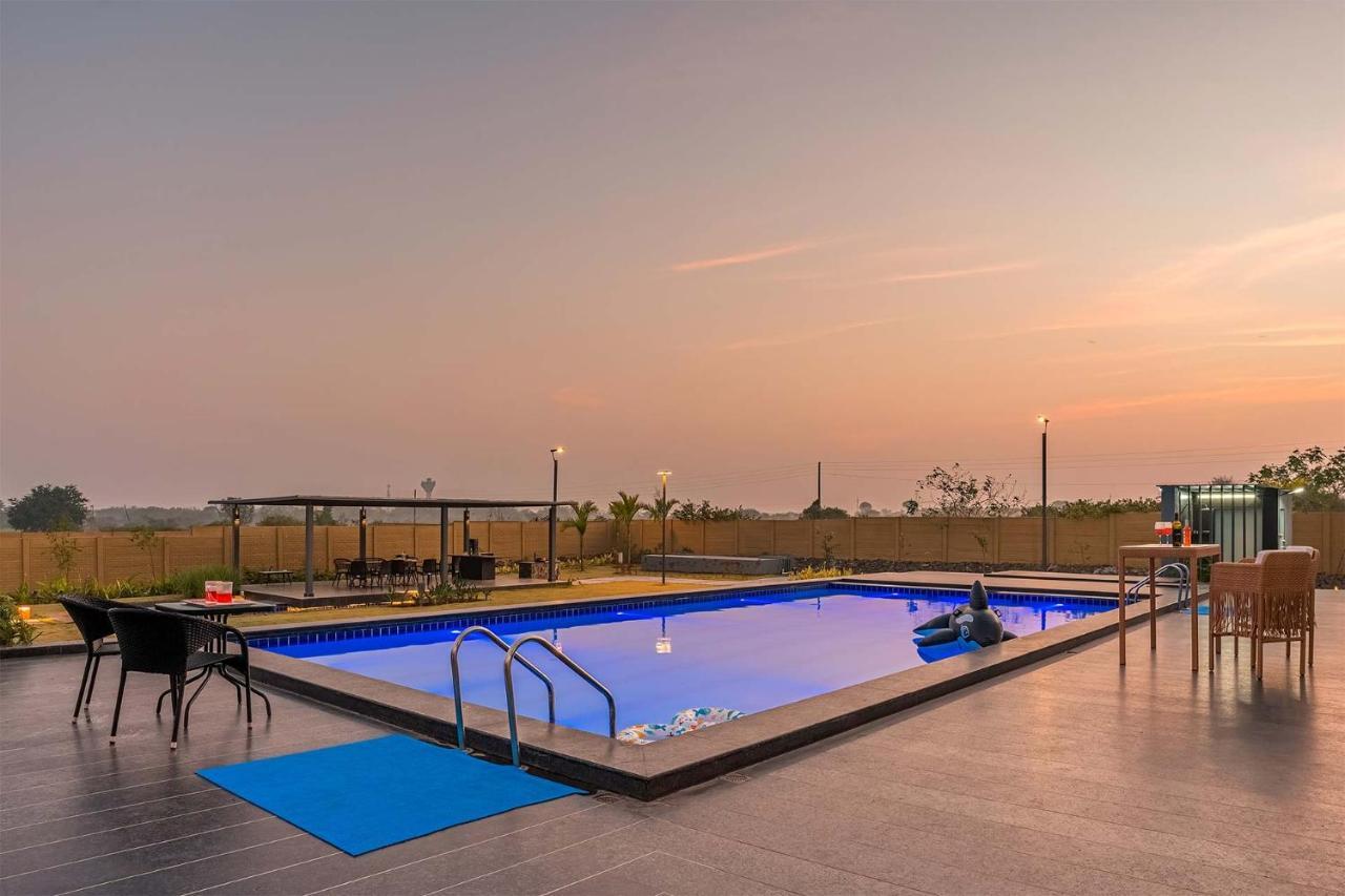 Stayvista'S Le Bon Horizon - Hillside Elegance With Chic Interiors, Poolside Serenity & Picturesque Gazebo - Proximity To Sula Nashik Exterior foto